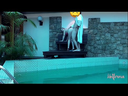 ❤️ Bulla ancillam ad piscinam invitat, sed fervido resistere non potuit Just porn at porn la.chancel.top